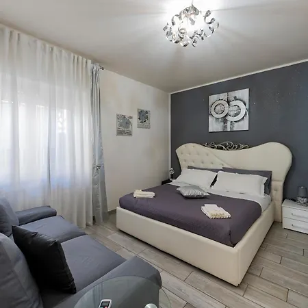 Bright In Colli Near The Sea! Apartment Pescara