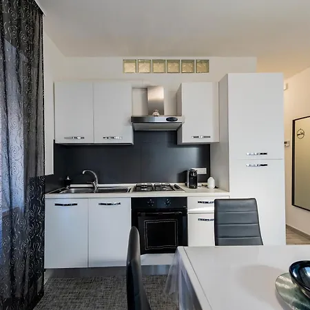 Apartment Bright In Colli Near The Sea! Pescara
